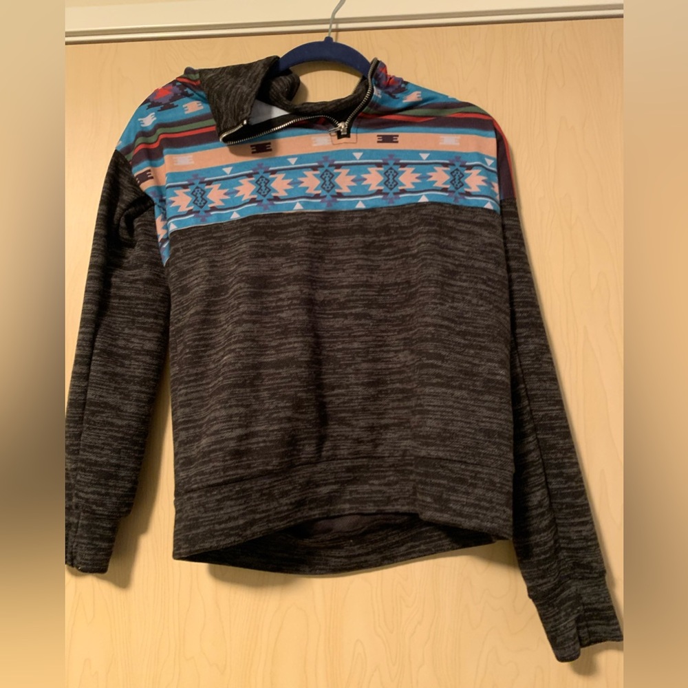 No tag, but assumed to be size small